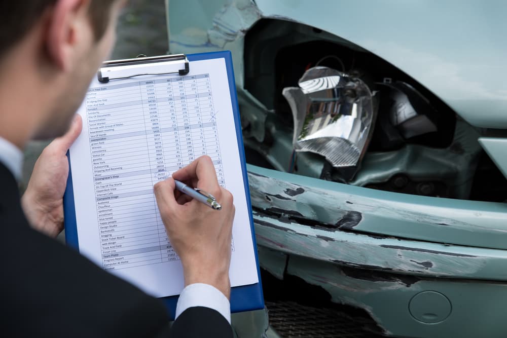 Do I Report an Accident to My Insurance If It Wasn’t My Fault
